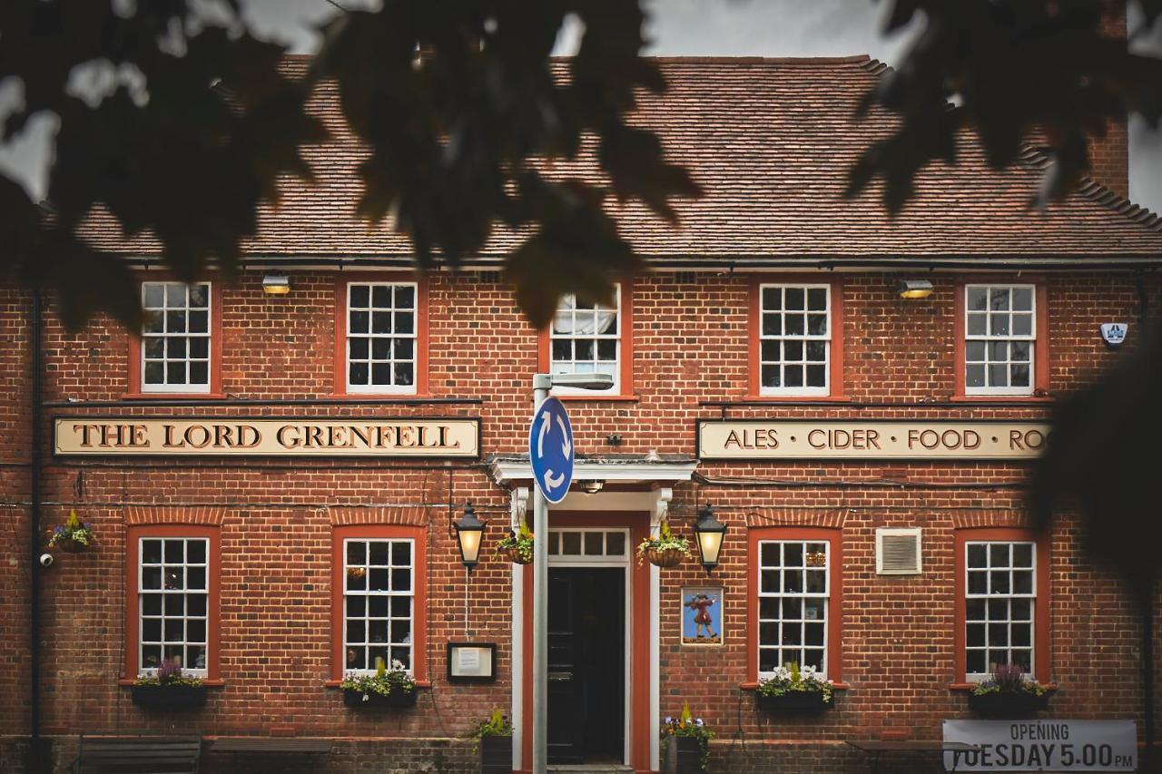 The Lord Grenfell Bed and Breakfast Maidenhead Eksteriør billede The Lord Grenville