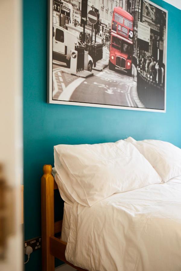 The Lord Grenfell Bed and Breakfast Maidenhead Eksteriør billede A room at the hotel